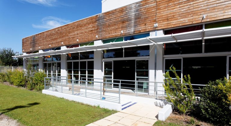 piscine-lepuy-1375x750-6