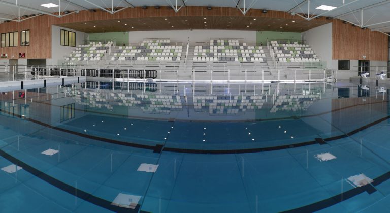 piscine-venelles-1375x750-2