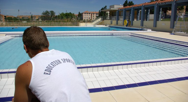 piscine-vitrolles-alex-jany-1375x750-4