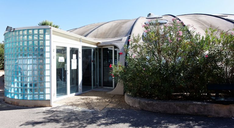 piscine-vitrolles-liourat-1375x750-3