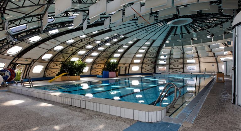 piscine-vitrolles-liourat-1375x750-4