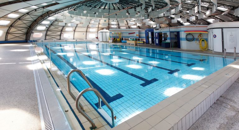piscine-vitrolles-liourat-1375x750-5